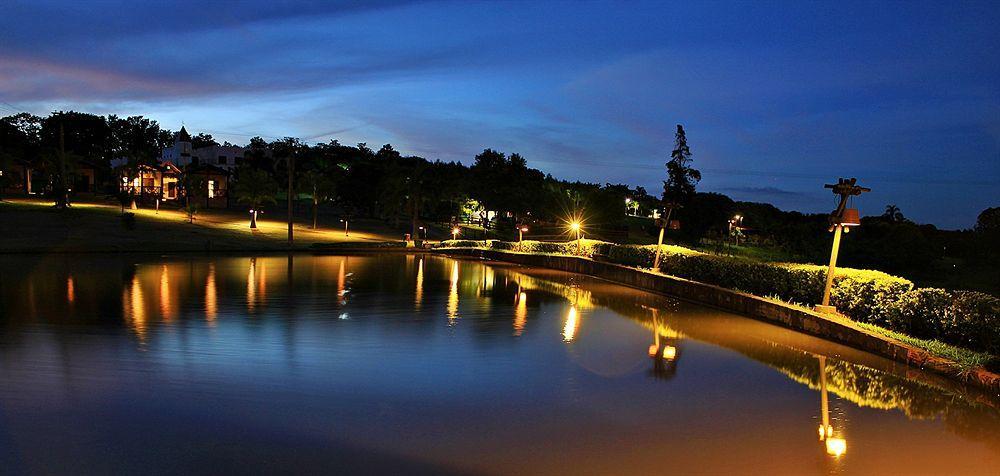 Recanto Alvorada Eco Resort Brotas Exterior photo